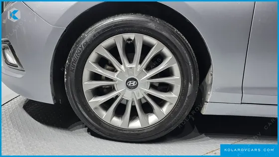 HYUNDAI SONATA 2.0 SMART