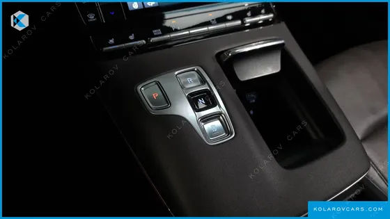HYUNDAI GRANDEUR 3.0 LPI RENT CAR