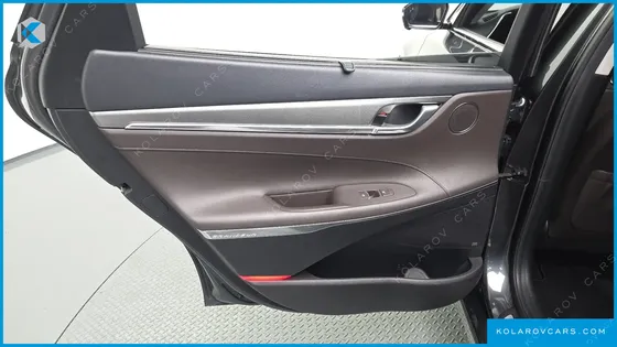 HYUNDAI GRANDEUR 3.0 LPI RENT CAR