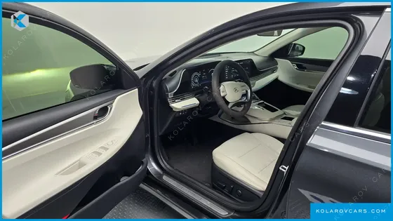 HYUNDAI GRANDEUR 2.5