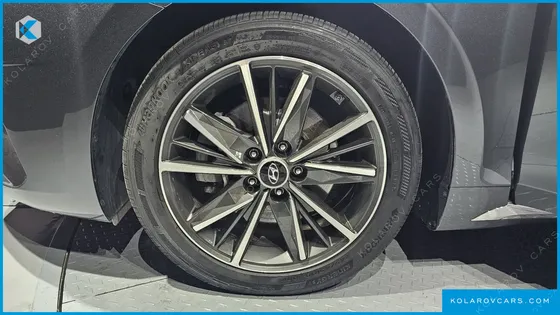 HYUNDAI GRANDEUR 2.5