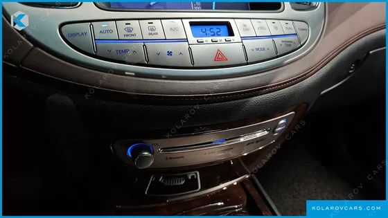 HYUNDAI GENESIS BH 380 ROYAL