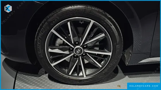 HYUNDAI GRANDEUR 3.3