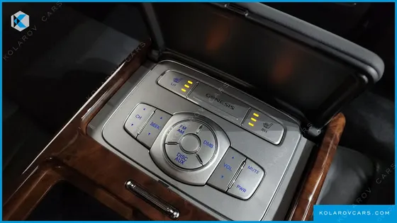 HYUNDAI GENESIS BH 330 GRAND