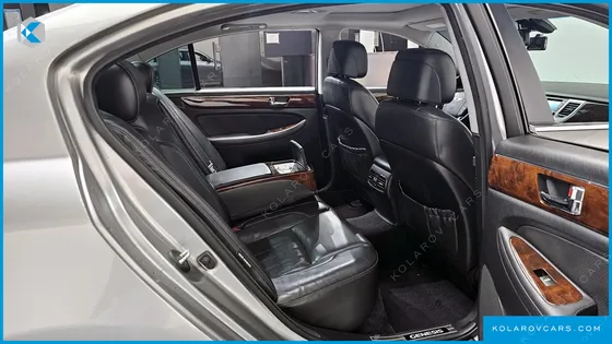 HYUNDAI GENESIS BH 380 LUXURY