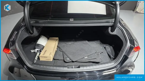 HYUNDAI GRANDEUR 3.0 LPI RENT CAR