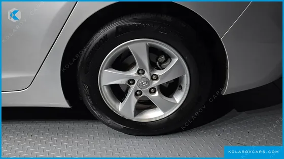 HYUNDAI ELANTRA (AVANTE) M16 GDI LUXURY