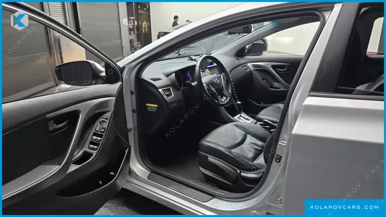 HYUNDAI ELANTRA (AVANTE) M16 GDI LUXURY