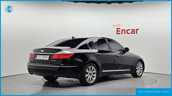 HYUNDAI GENESIS BH 380 ROYAL