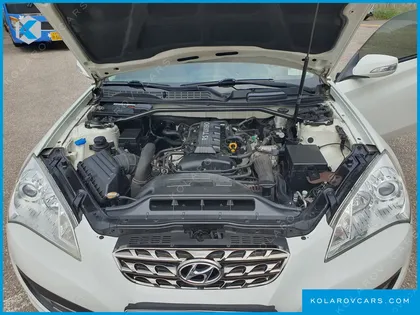 HYUNDAI GENESIS 200 TURBO P
