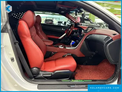 HYUNDAI GENESIS 200 TURBO P