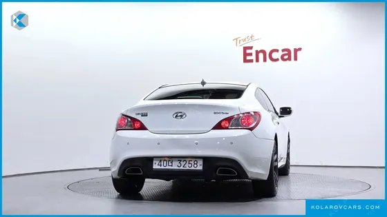HYUNDAI GENESIS 200 TURBO P