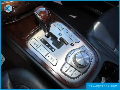 HYUNDAI GENESIS BH 380 ROYAL