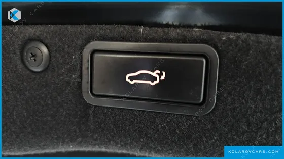 HYUNDAI GENESIS BH 380 ROYAL