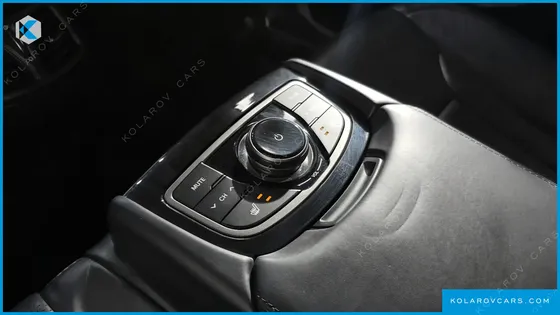 HYUNDAI GRANDEUR HG300 NOBLE