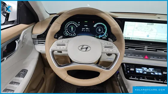 HYUNDAI GRANDEUR CALLIGRAPHY