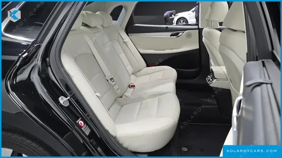 HYUNDAI GRANDEUR LE BLANC