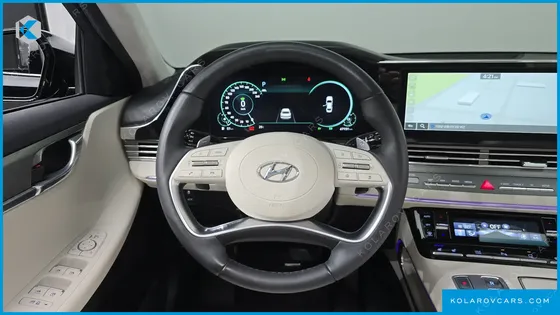 HYUNDAI GRANDEUR LE BLANC
