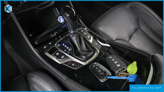 HYUNDAI GRANDEUR HG300 NOBLE