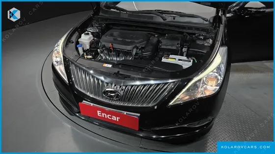HYUNDAI GRANDEUR HG240 MODERN