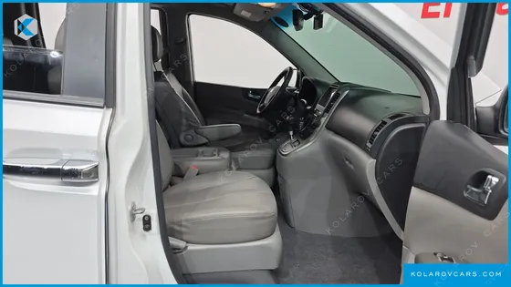 KIA CARNIVAL NEW CARNIVAL GLX