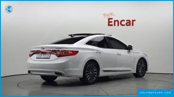 HYUNDAI GRANDEUR HG300 PREMIUM