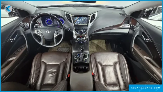 HYUNDAI GRANDEUR HG300 PREMIUM