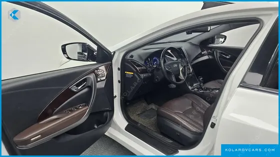 HYUNDAI GRANDEUR HG300 PREMIUM