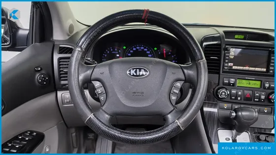KIA CARNIVAL NEW CARNIVAL LIMOUSINE GLX