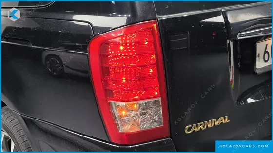 KIA CARNIVAL NEW CARNIVAL LIMOUSINE GLX