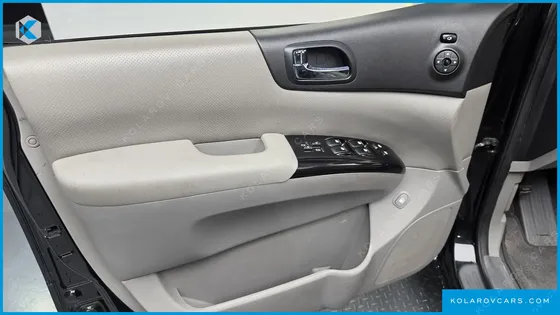 KIA CARNIVAL NEW CARNIVAL LIMOUSINE GLX