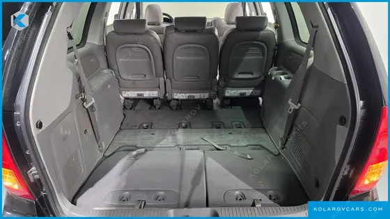 KIA CARNIVAL NEW CARNIVAL LIMOUSINE GLX