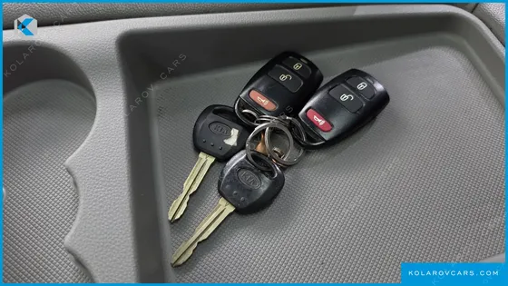 KIA CARNIVAL NEW CARNIVAL LIMOUSINE GLX