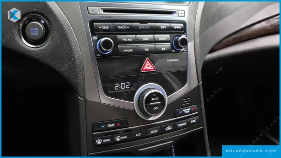 HYUNDAI GRANDEUR HG300 PREMIUM