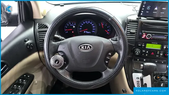 KIA CARNIVAL NEW CARNIVAL LIMOUSINE GLX