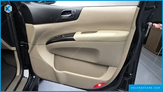 KIA CARNIVAL NEW CARNIVAL LIMOUSINE GLX