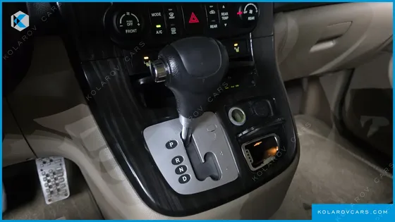 KIA CARNIVAL NEW CARNIVAL LIMOUSINE PRESIDENT