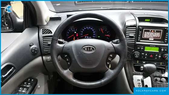 KIA CARNIVAL NEW CARNIVAL LIMOUSINE GLX