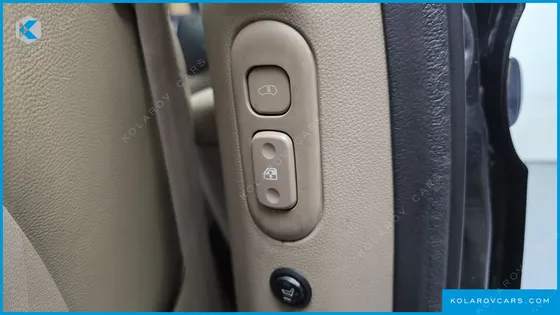 KIA CARNIVAL NEW CARNIVAL LIMOUSINE GLX