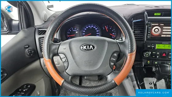 KIA CARNIVAL NEW CARNIVAL LIMOUSINE GLX