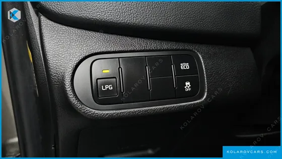 KIA CARENS 2.0 LPI LUXURY
