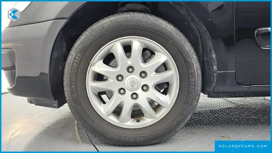 KIA CARNIVAL NEW CARNIVAL LIMOUSINE GLX