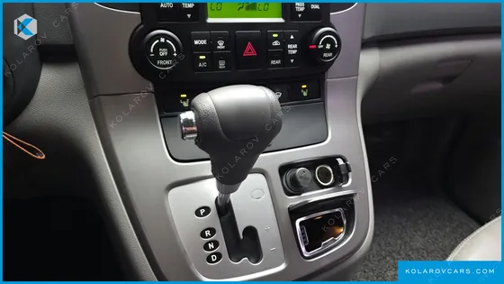 KIA CARNIVAL GRAND CARNIVAL GLX