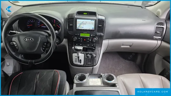 KIA CARNIVAL NEW CARNIVAL LIMOUSINE GLX