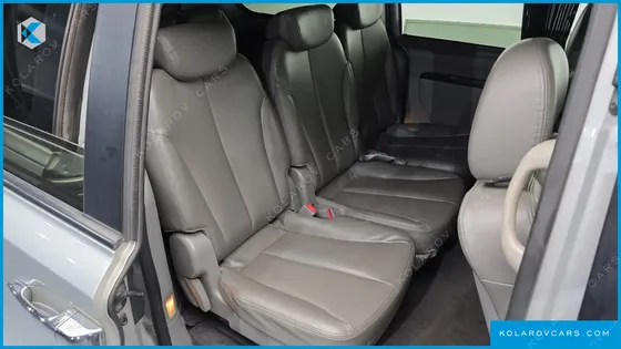 KIA CARNIVAL NEW CARNIVAL LIMOUSINE GLX