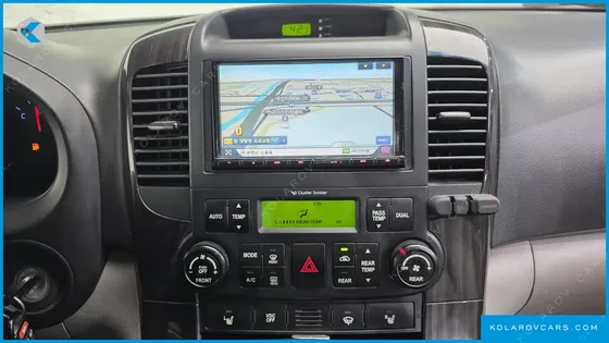 KIA CARNIVAL NEW CARNIVAL LIMOUSINE GLX