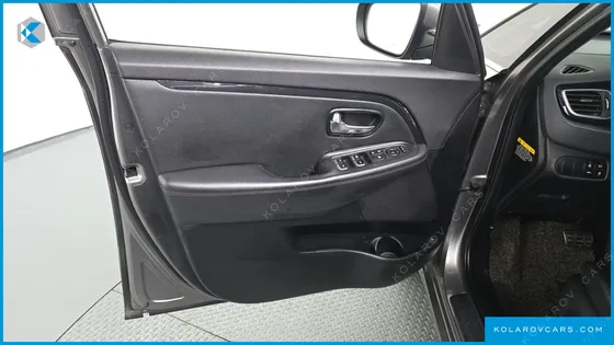 KIA CARENS 1.7 VGT NOBLESSE