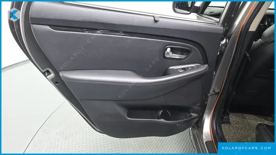 KIA CARENS 1.7 VGT NOBLESSE