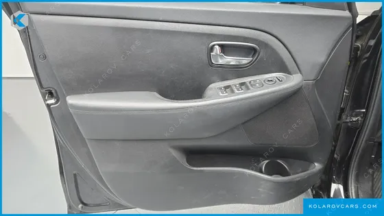 KIA CARENS 1.7 VGT LUXURY