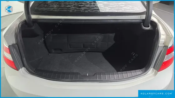 HYUNDAI GRANDEUR LPG HG300 PREMIUM